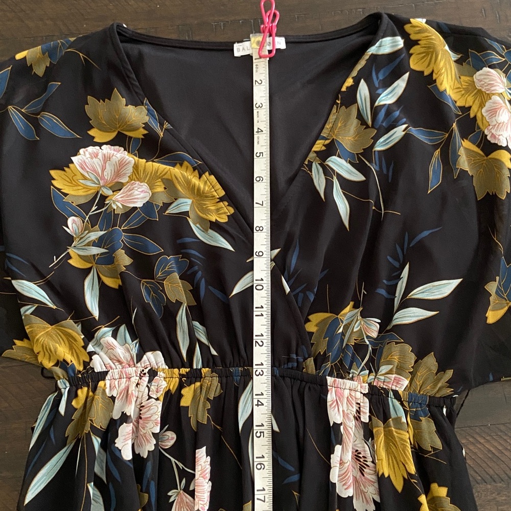 Baltic Born Black Floral Sheer Sleeve Dress, size M. This dress is gorgeous! - Picture 15 of 17